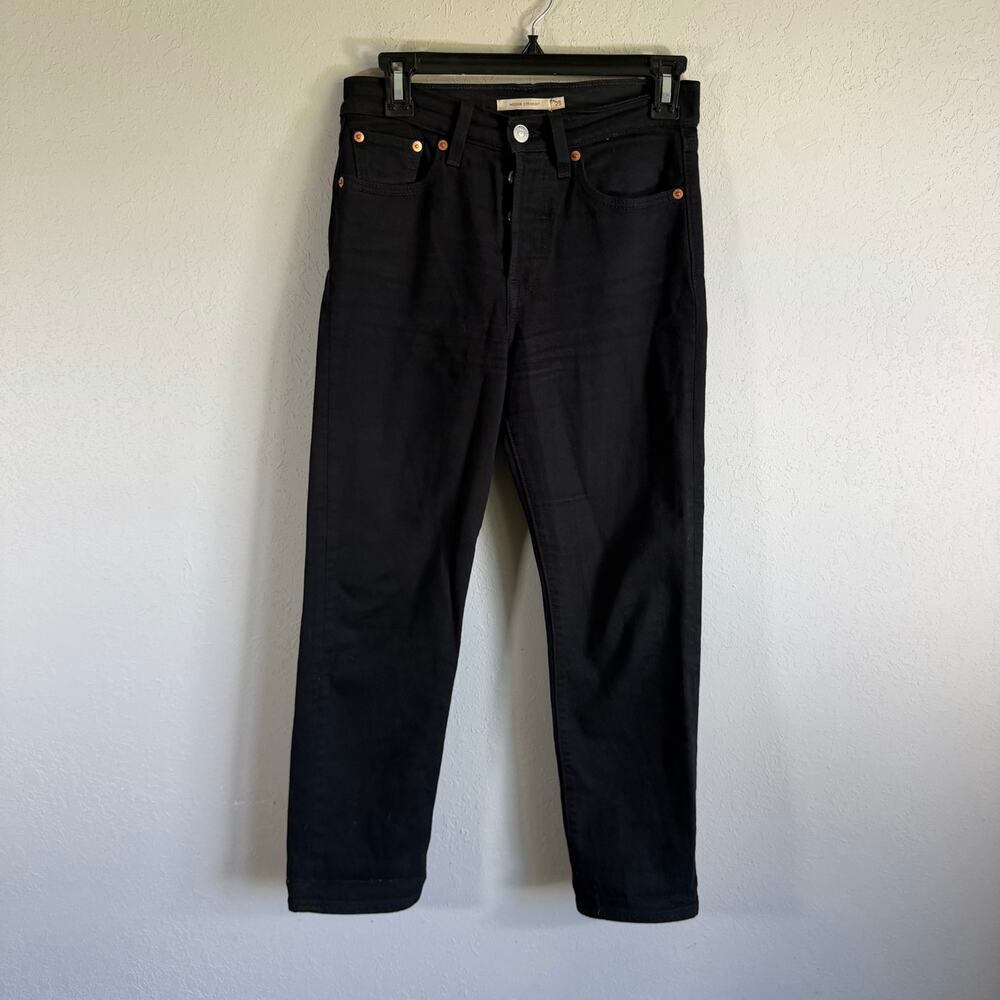 Levis Premium Wedgie Straight Jeans Womens 25 Black Denim Button Fly Minimalist
